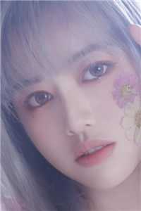 在港综世界和顶级美女谈恋爱