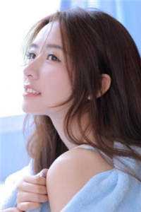 离婚后，傲娇大佬日日缠着她