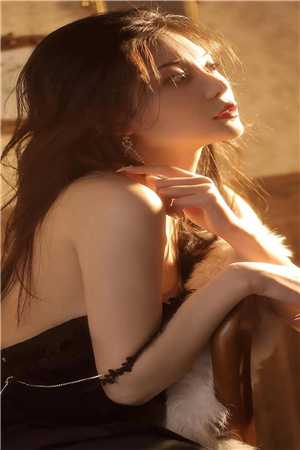 海王悔婚当日，美貌教授求娶我