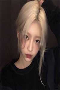 霸爱成瘾，傅总的掌心囚