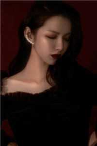 我变为女生，校花千金骗我做老婆