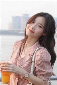 进监狱后，未婚夫杀疯了