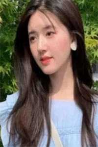 穿成乞儿，她竟误打误撞成了皇帝