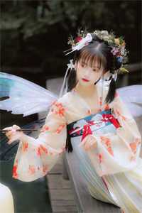 师父刚死，我被七位女神疯狂退婚