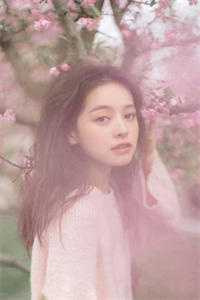 先婚后爱：重生成军嫂后的逆袭之路