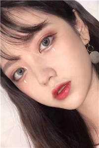 身为老板娘的我偶尔也不会懒惰