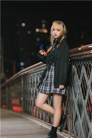手握黑科技，打造最强女子兵团