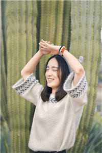 脚踏阴阳八卦步,手执木剑斩妖魂