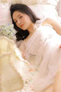 他清冷撩人，娇妻夜夜难眠
