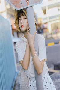 一路繁花落尽