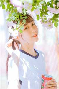 踹掉前夫后，夫人疯狂搞钱
