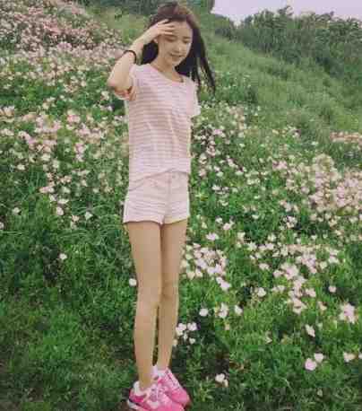 你们都追女主？那女魔头我娶走了