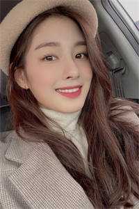 妃常难养:戏精娘亲她总想独自美丽全集小说