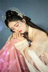 阅读全集陛下小心！钓系美人又装小白兔了