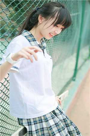 母龙在女尊