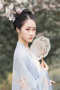 我的身份藏不住了