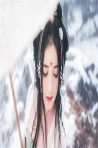 少年疯华正茂