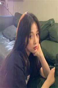 混到男人群里还是女儿强