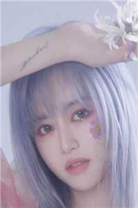 她于灰烬中走来完整版
