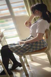 畅销书目满级穿书女配
