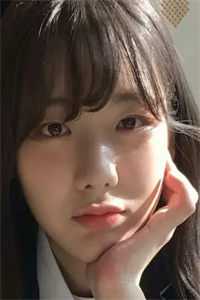 为了竹马儿子上学，妻子要假离婚