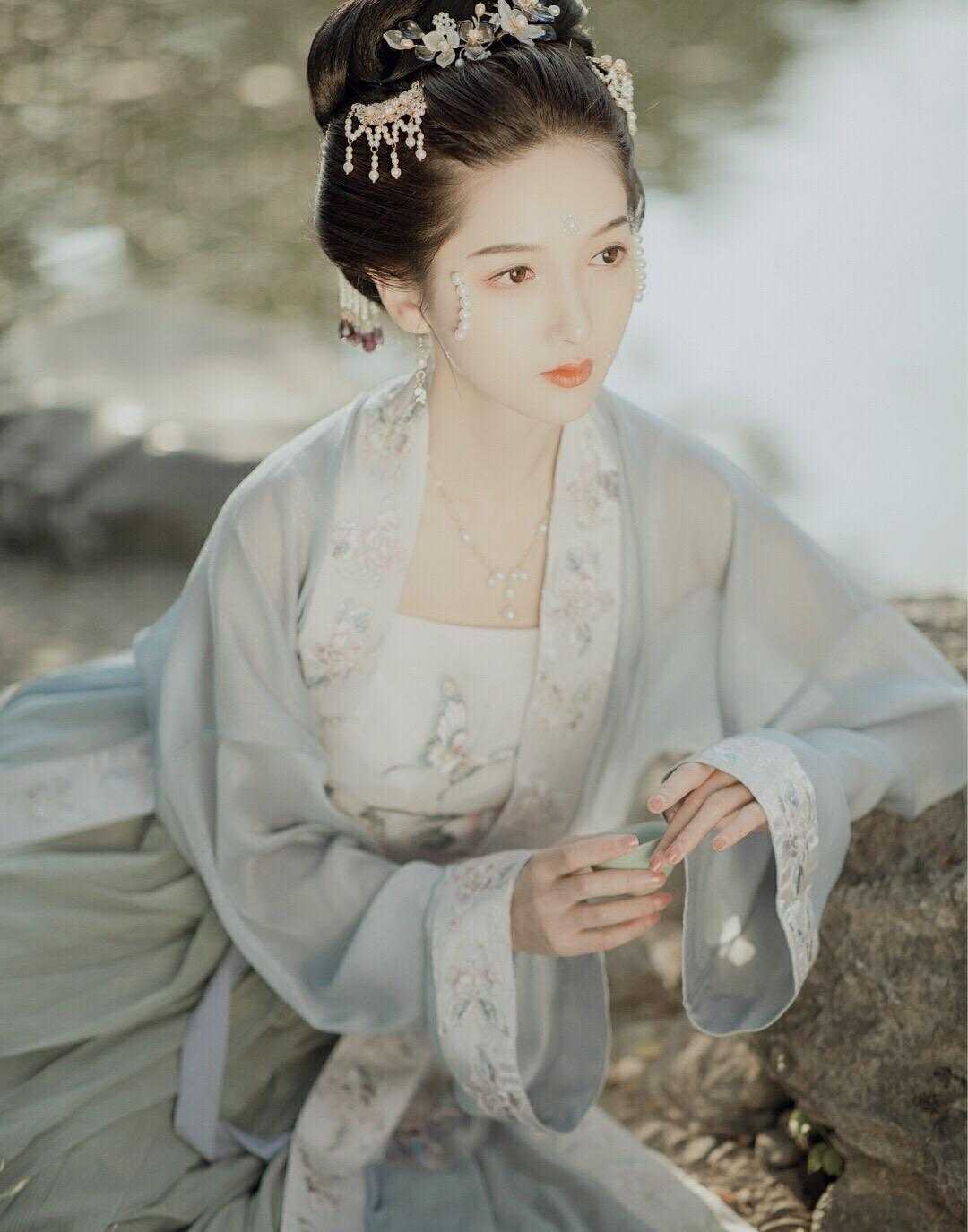 潜龙入海全局