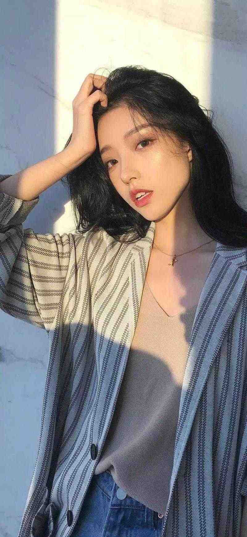 断亲后，我带空间逃荒养崽崽许知意沈无忧最新章节