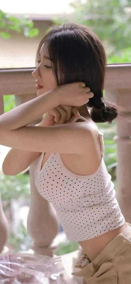 闺蜜齐穿变婆媳，你嫁鲜肉我也嫁叶轻轻李三娘最新章节