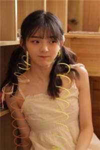 妻子和女儿偏心资助生后，我选择脱离世界小说楚雨薇许易年