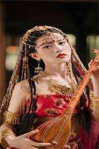当我为了钱投入富婆怀抱后，前女友问我是否后悔苏轻语顾言结局+番外