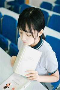 重生新婚夜，我把帝君让给他中媚毒的继妹白音应渊完结文