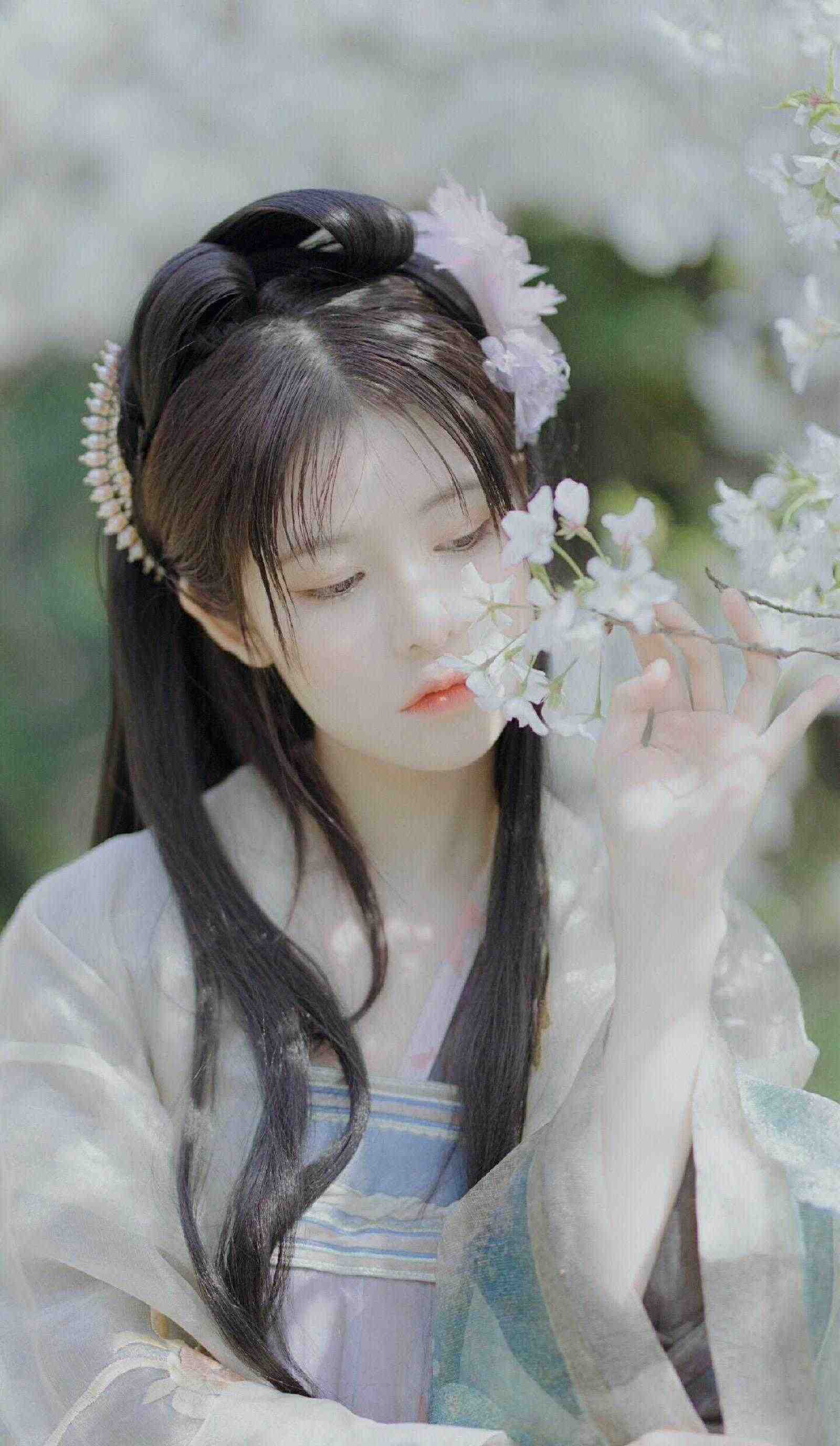 身为白月光的我在婚礼上被抛弃了顾瑾年李娜全文