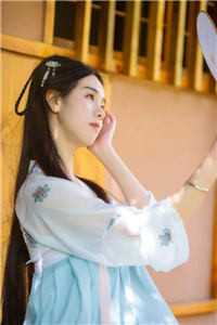 自是惹春来，归来月尤在后续