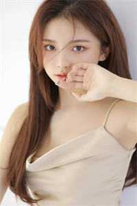 白莲花女主出现后，我激活了团宠系统完本
