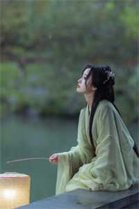 离婚四年，她突然追夫火葬场了唐青青佘俞小说完结版