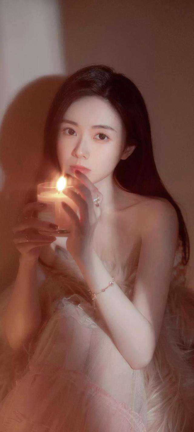 反贼刺杀害我儿,夫君竟陪青梅踏青全局