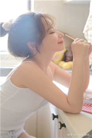 姜明珠谢婉写的小说不搞权谋后，我坐看废物儿女作死