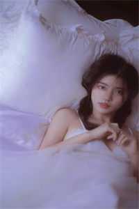 林晓悠江逸尘写的小说死后才说爱我