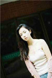 养女和总裁结婚后，亲妈赶着来认亲广告