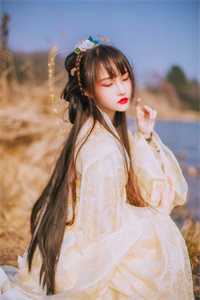 被老公和女儿逼着直播自认小三后，我远赴他乡精选