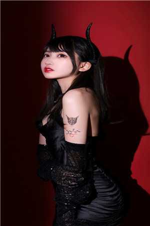 丁克老婆迎回混血双胞胎热门