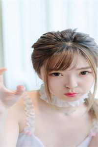 庆功宴上,我的未婚妻当众接受了助理求婚畅读