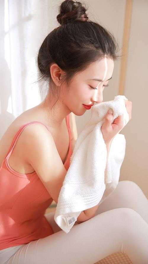 姐妹，我们撞男友了连载