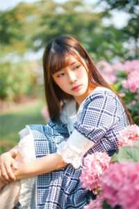 春上小桃枝by