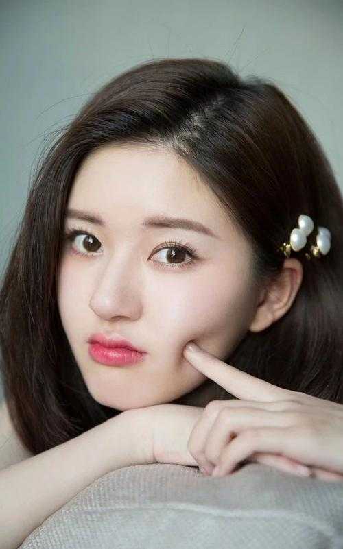 穿越后，我成了锦鲤小胖妻完结版小说简宁萧炎