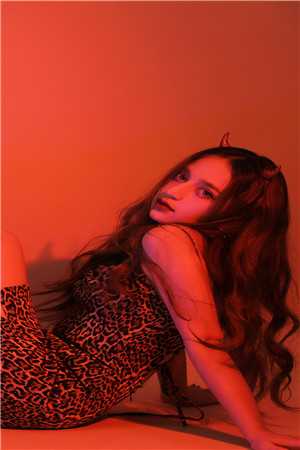 合约婚姻到期后，乖乖女她不装了必读文
