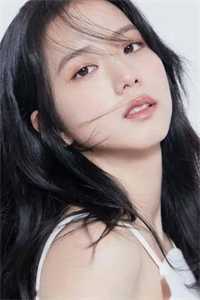 男友卖掉订婚夜后，他悔不当初畅销