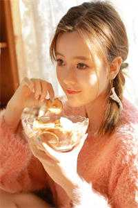 为给养女出气，未婚夫和爸妈把我送进监狱番外