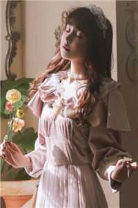 总裁女友比舞招婿后，我撤销攻略小说