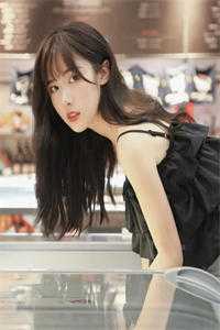 请闺蜜做了千元美甲后她男朋友拔掉了我的指甲结局+番外